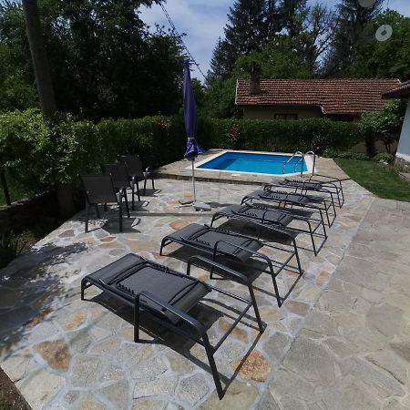 Villa Nanevi Тетевен Экстерьер фото