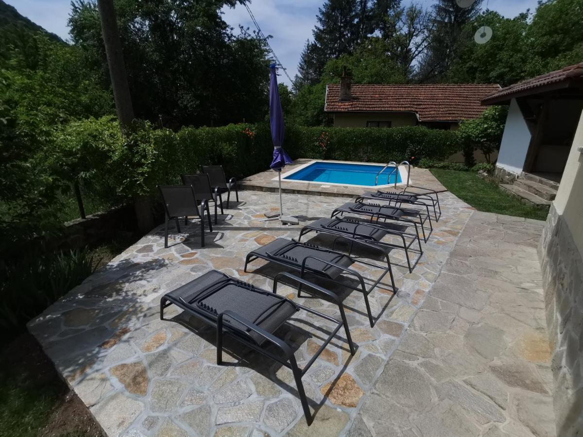 Villa Nanevi Тетевен Экстерьер фото
